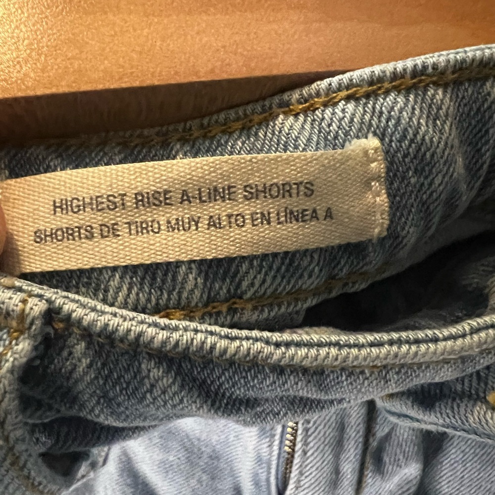 Universal Thread Light Wash Denim High Rise A-Line Patch-Pocket Shorts - Picture 5 of 5